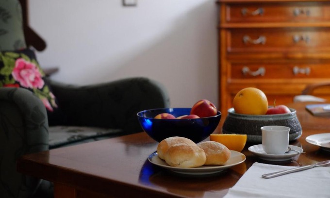 Rho Bed & Breakfast | Discover La Scala Rho B&B: Family-Friendly with Great Dining