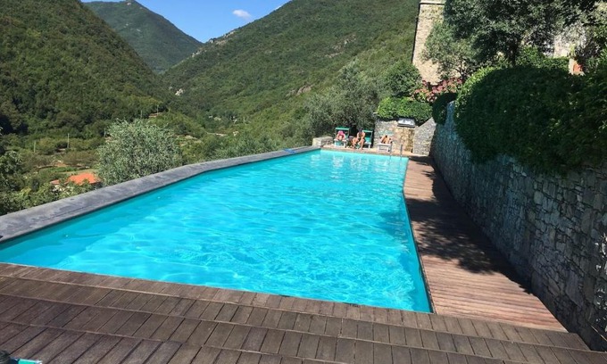 Colletta House | Discover La Scala: A Historic 13th Century Retreat