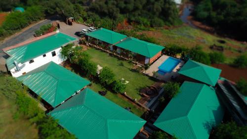 Mahabaleshwar Resort | Relax at La Serene Resort and Spa with Pool & Breakfast