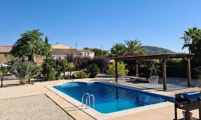 Chinorlet House | LA SIERRA CASA - Villa with Pool, Garden & Games Room