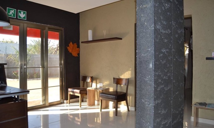 Francistown House | Cozy La Signature Guest House: Family-Friendly & Breakfast Included