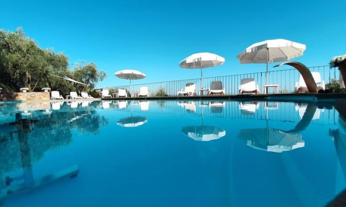 Buti Apartment | Experience La Sorgente: Oceanfront Bliss with Spa & Pool