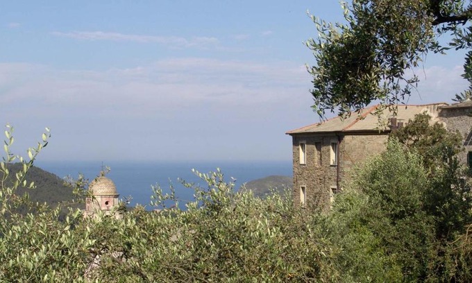 Levanto Hotel | Discover La Sosta di Ottone III: Oceanfront Retreat Awaiting You