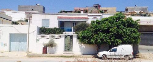 El Haouaria Villa | La Source Guesthouse
