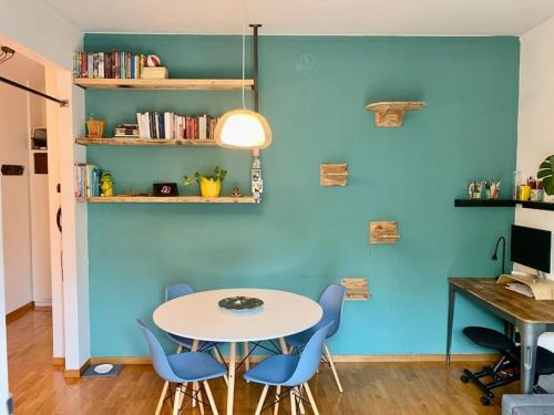 Brescia Antica Apartment | La Tana: Romantic Retreat with Family-Friendly Amenities