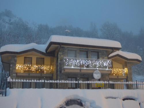 Quart House | Discover La Tana del Ghiro: Family-Friendly Retreat