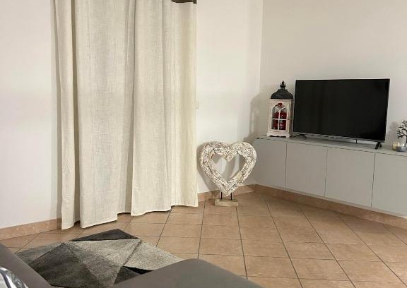 Cavedago Apartment | Discover Pet-Friendly Comfort at La Tana del Viaggiatore