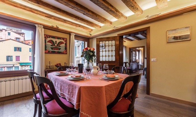 San Marco Apartment | Discover La Tana: Guest Rated 10/10 with Family Amenities