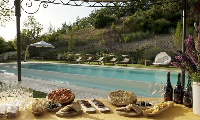 Assisi Other | Experience La Tavola dei Cavalieri: 9.2/10 Guest Rated Retreat
