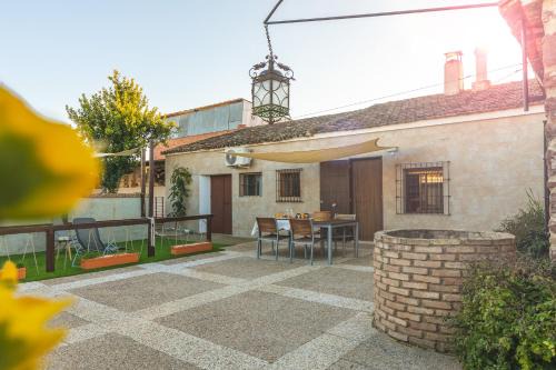 Andujar House | Discover Casa La Tejuela: A Unique Oceanfront Retreat
