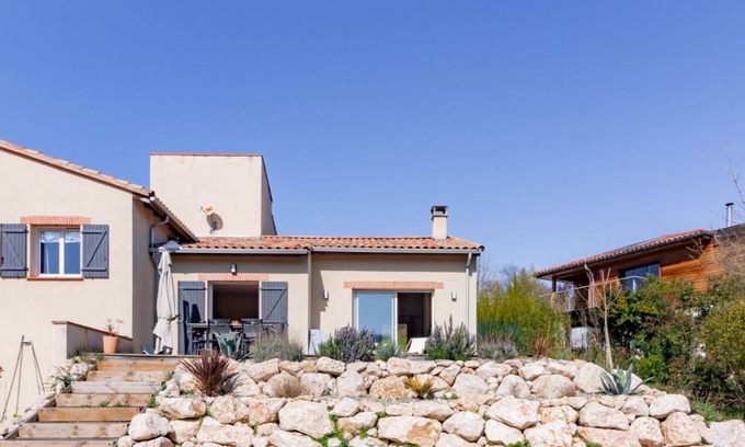 Mondonville Ski Chalet | La Tendresse - Family Home with Private Pool & Breakfast