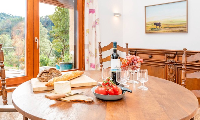 Can Ginebre Apartment | La Terraza: Family-Friendly Apartment with Ocean View