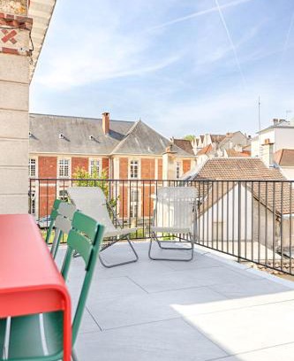 Lagny-sur-Marne Apartment | Family-Friendly La Terrasse: Minutes from Disneyland Paris