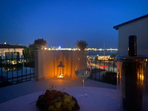 Lido Apartment | Experience Oceanfront Bliss at La Terrazza - Residenze MariCharme