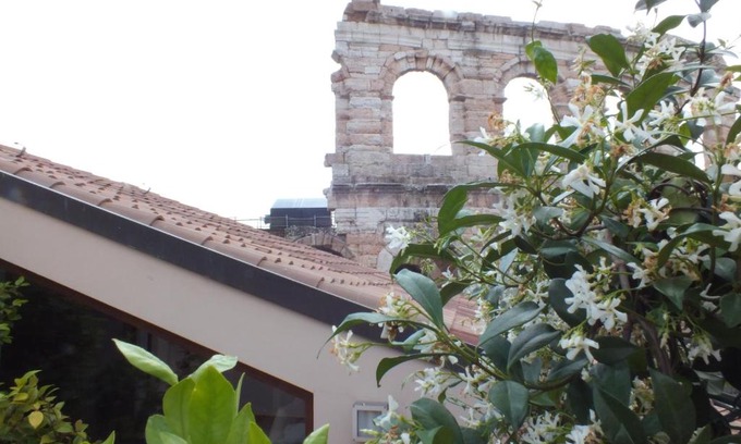 Citta Antica Apartment | Discover La Terrazza sull'Arena: Guest Rated 9.8/10 Stay