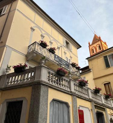 Vercelli House | Charming La Terrazza Vercelli: Pet-Friendly Retreat