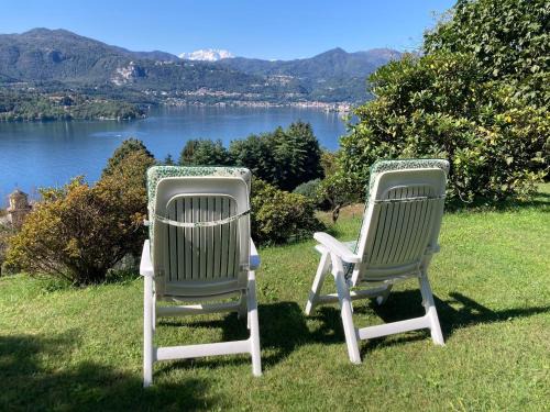 Orta San Giulio Bed & Breakfast | Relax at La Tonaccia - Oceanfront B&B for Couples