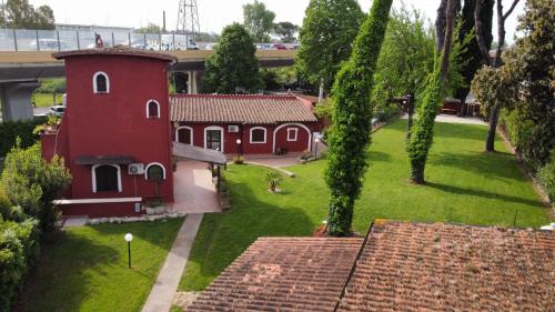 Zona LVII Labaro House | La Torre Rossa Guest House