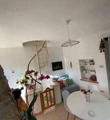 Ronciglione House | Exceptional Stay at La Torretta nel Borgo – Child Friendly