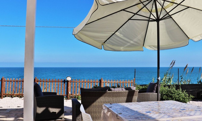 Vallevo Apartment | Cozy La Torretta sulla Costa - Family-Friendly Retreat
