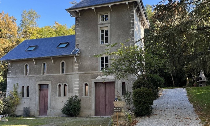 Cenne-Monestias House | Top-Rated LA Tour DU Grand DUC with Lake Views & Family Amenities