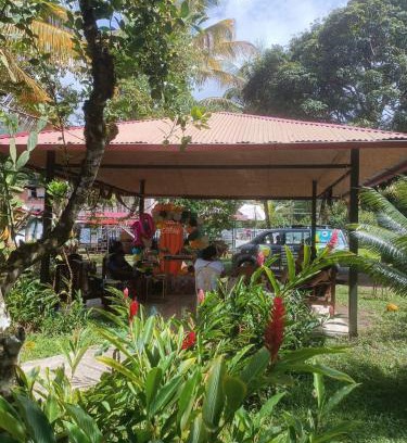San Ramon Hotel | La Tranquera: Pet-Friendly Retreat with Pool and Dining