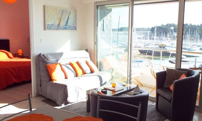 La Trinite-sur-Mer Apartment | Cozy La Trinité/Mer Apartment with Stunning Port Views