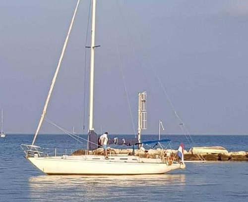 Municipio 3 Boat Rental | Cozy Ocean View Retreat: Your Room by the Sea Awaits