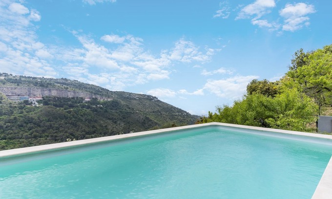 La Turbie House | La Turbie - Gorgeous Home with Sea View and Private Pool