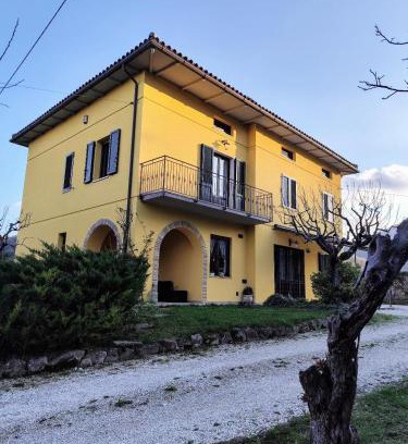 Colle San Valentino Bed & Breakfast | Discover Oceanfront Bliss at La Valle Delle Api Hotel