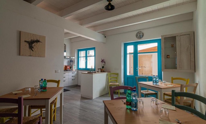 Marrubiu Bed & Breakfast | Pet-Friendly Retreat at La Vecchia Dimora - Rated 9.5/10