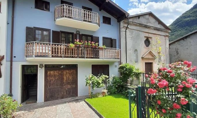 Colico Piano House | Pet-Friendly Retreat at La Vecchia Fontana, Colico