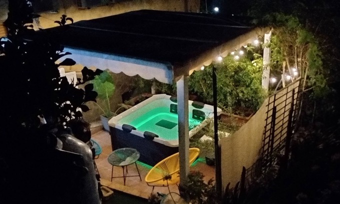 Prignano Cilento Bed & Breakfast | Inviting La Vecchia Taverna B&B with Spa & Family Amenities