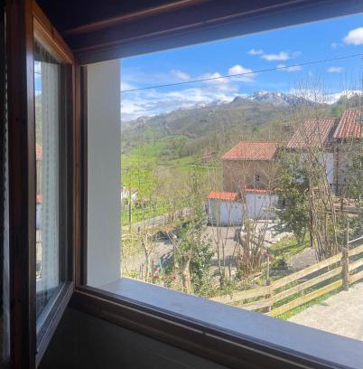 Bobia de Arriba House | Explore La Ventana de Picos: Pet-Friendly Retreat
