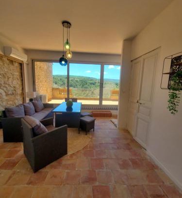 Portel-des-Corbieres House | Discover La Via Domitia - Elegant Family-Friendly Retreat