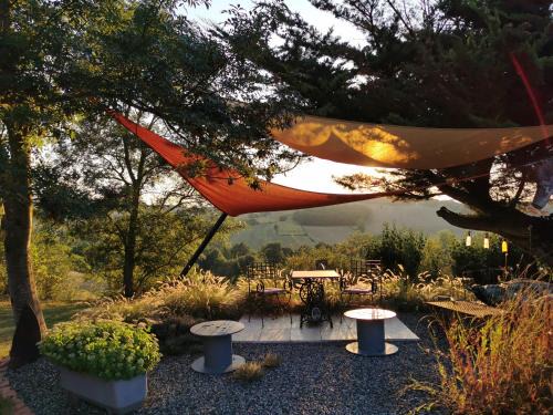 Laymont Bed & Breakfast | Experience LA VIE EST BELLE: Oceanfront Bliss Awaits