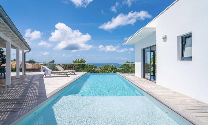 Schoelcher Villa | Experience La Villa dans les prés: Relaxing Poolside Retreat