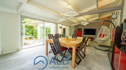Lorient Villa | La Villa Familiale au centre de Lorient