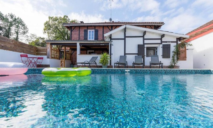 Herm House | Experience Comfort at La Villa Paul - Pet Friendly & Pool