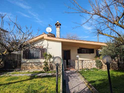 Aprilia House | Oceanfront Escape at La Villetta del Gelso Bianco