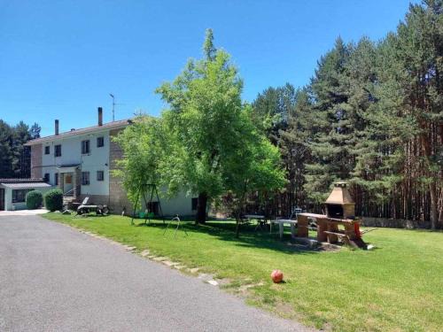 Navarredonda de Gredos House | Pet-Friendly Retreat at La Vista de Gredos III, Rated 10/10