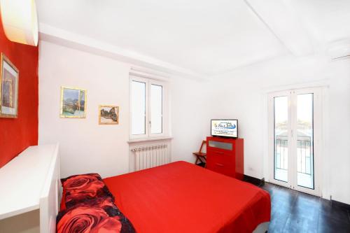 Noli House | Pet-Friendly Retreat at La vita è bella - Noli Awaits You