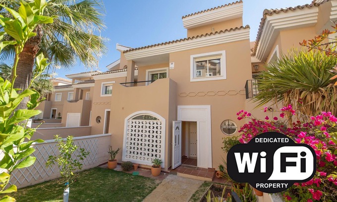 Castillo de Sabinillas Ski Chalet | Experience La Vizcarronda Rosemont: Top-Rated with Pool & Spa