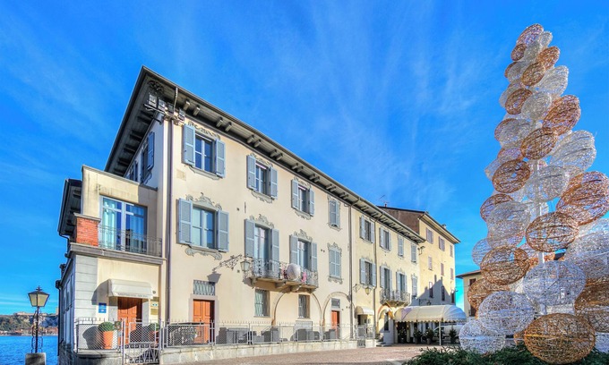 Arona Apartment | Experience La Voce Del Lago: Lake View Retreat in Arona