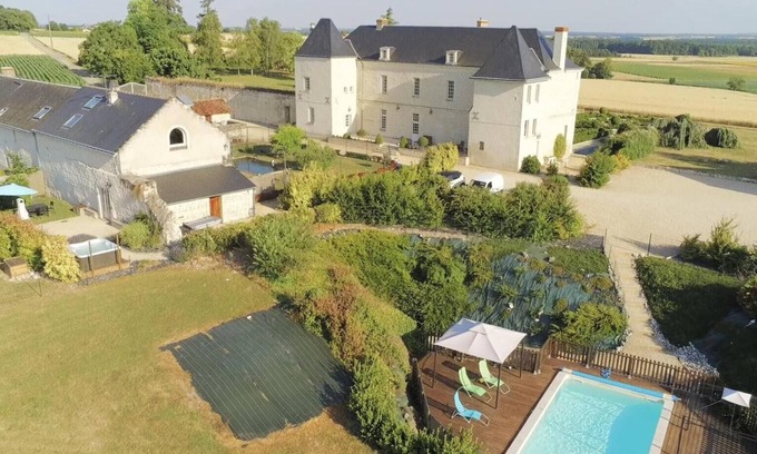 Lerne House | Experience The Flywhere: Scenic Views & Relaxing Amenities