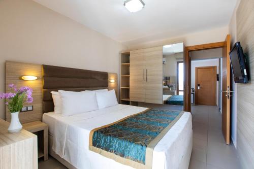 Sigacık Hotel | Relax at Labranda Lebedos Princess - All-Inclusive Paradise