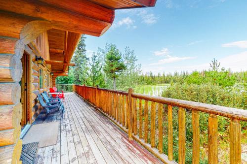 Lac Le Jeune House | Pet-Friendly Retreat at Lac Le Jeune #3 - Rated 8.3/10