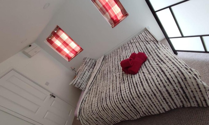 Southend-on-Sea Apartment | Discover Lacase Mistic - Guest Rated 9/10 for Quality Stays