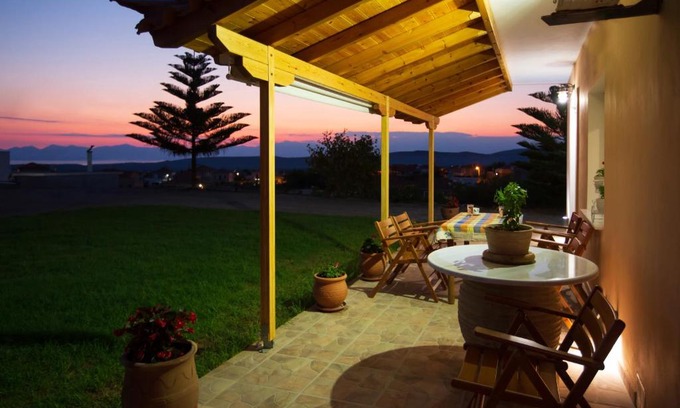 Papadhianika Villa | Discover Family-Friendly Comfort at Laconia Domus - Papadianika
