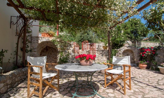 Tripi House | Discover Laconian Collection: Family-Friendly Retreat Awaits